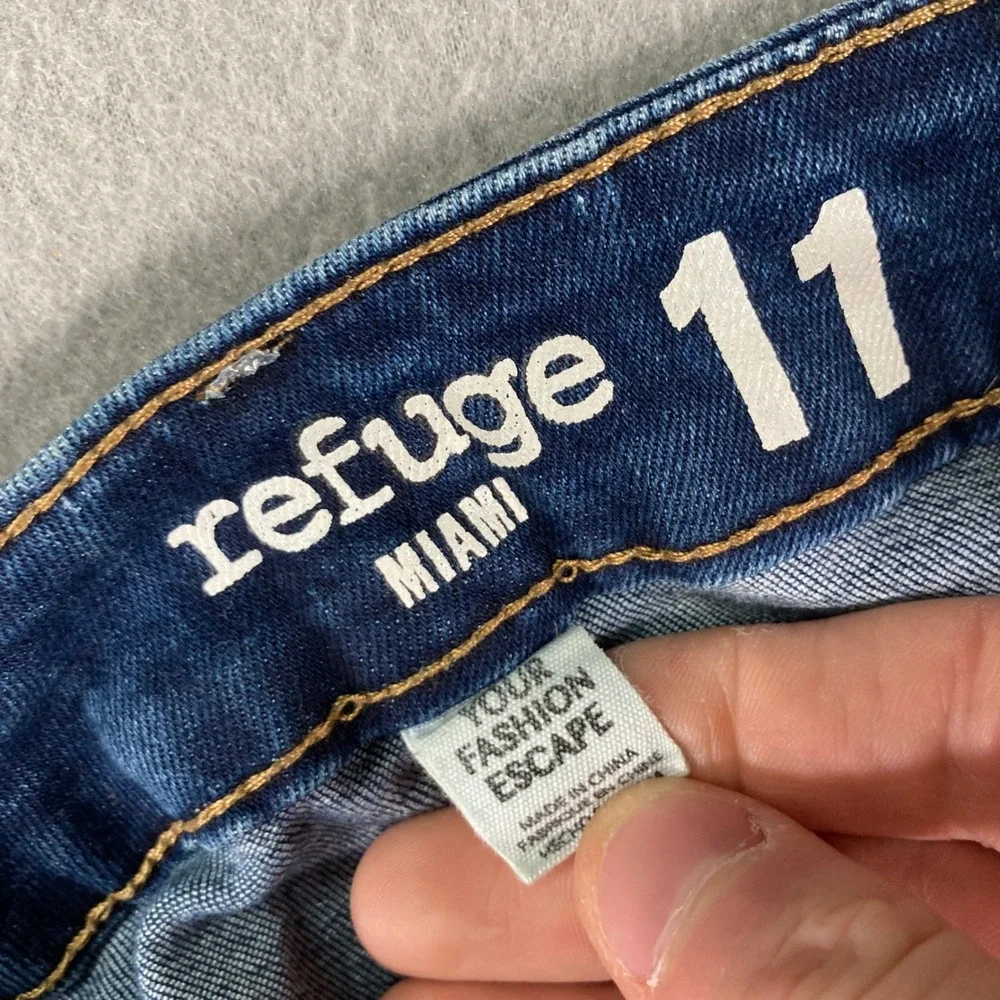 Refuge Miami Skinny Jeans Womens‎ Size 11 Distressed Dark Wash Denim